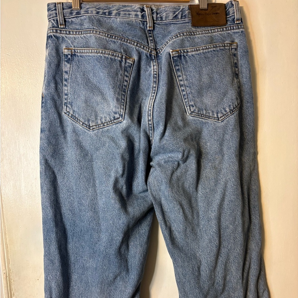 Vintage Classic Blue Denim Jeans - Picture 5 of 10